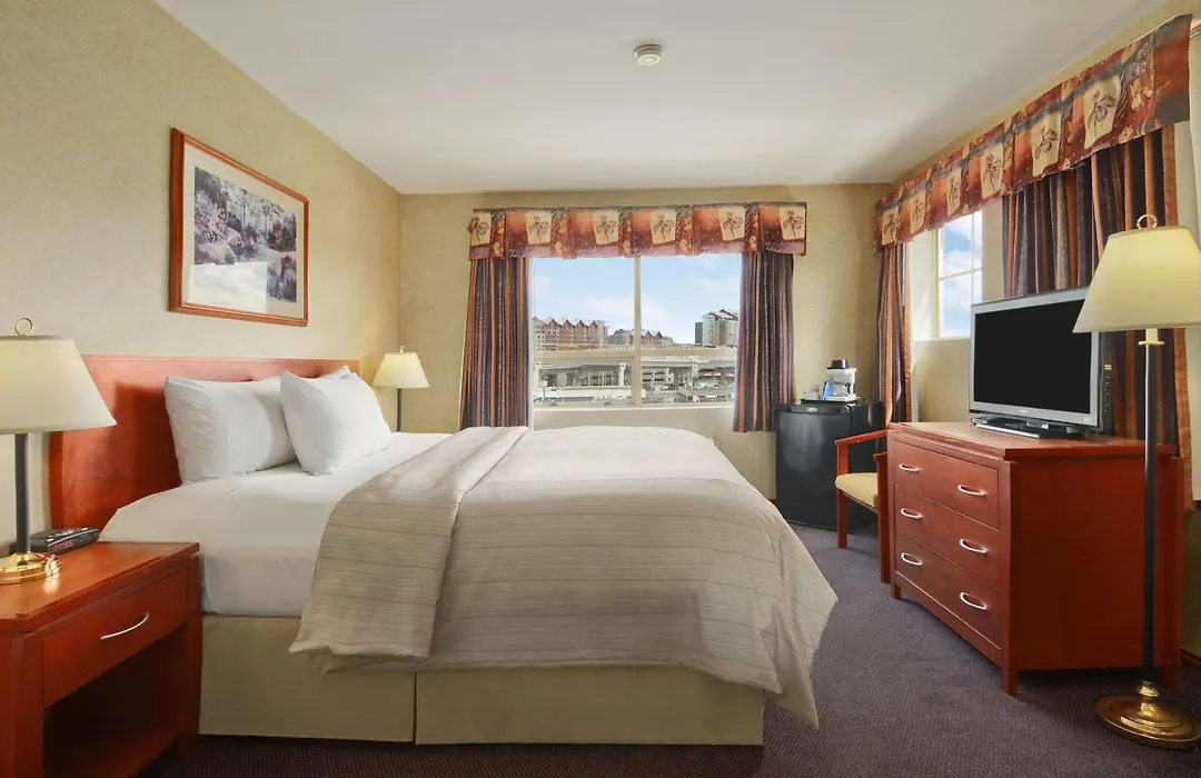 Days Inn By Wyndham Vancouver Airport-1