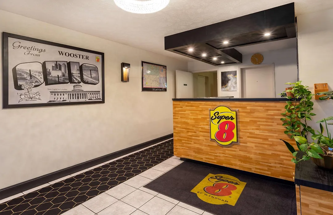 Super 8 By Wyndham Wooster-1