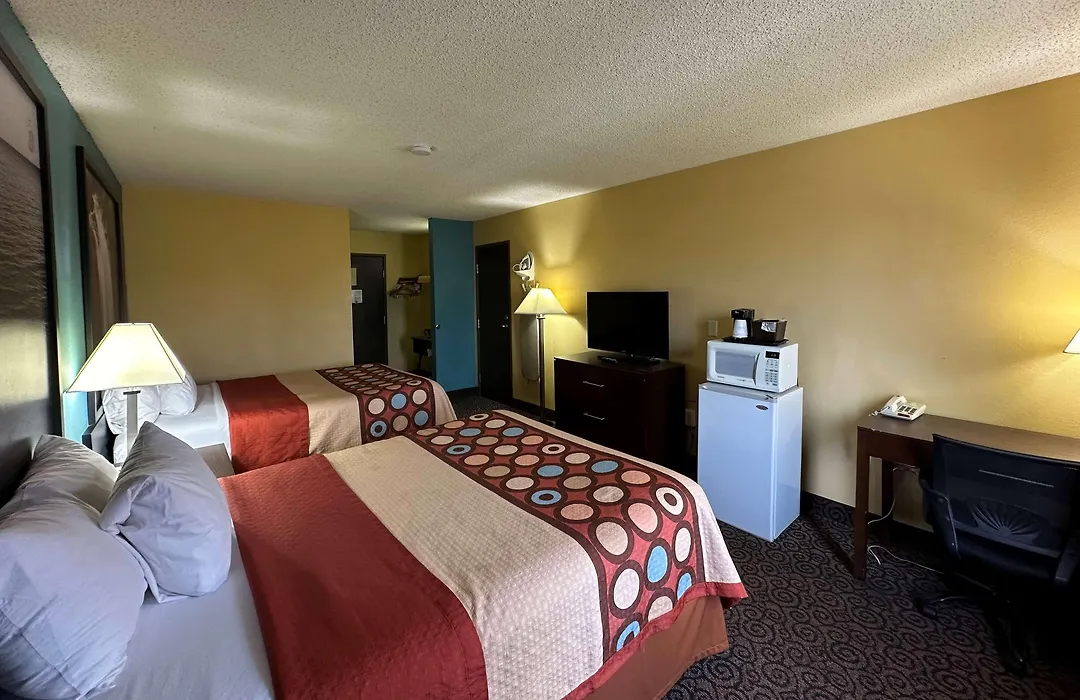 Super 8 By Wyndham Appleton-1