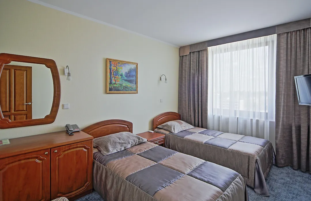 Tourist Hotel-1