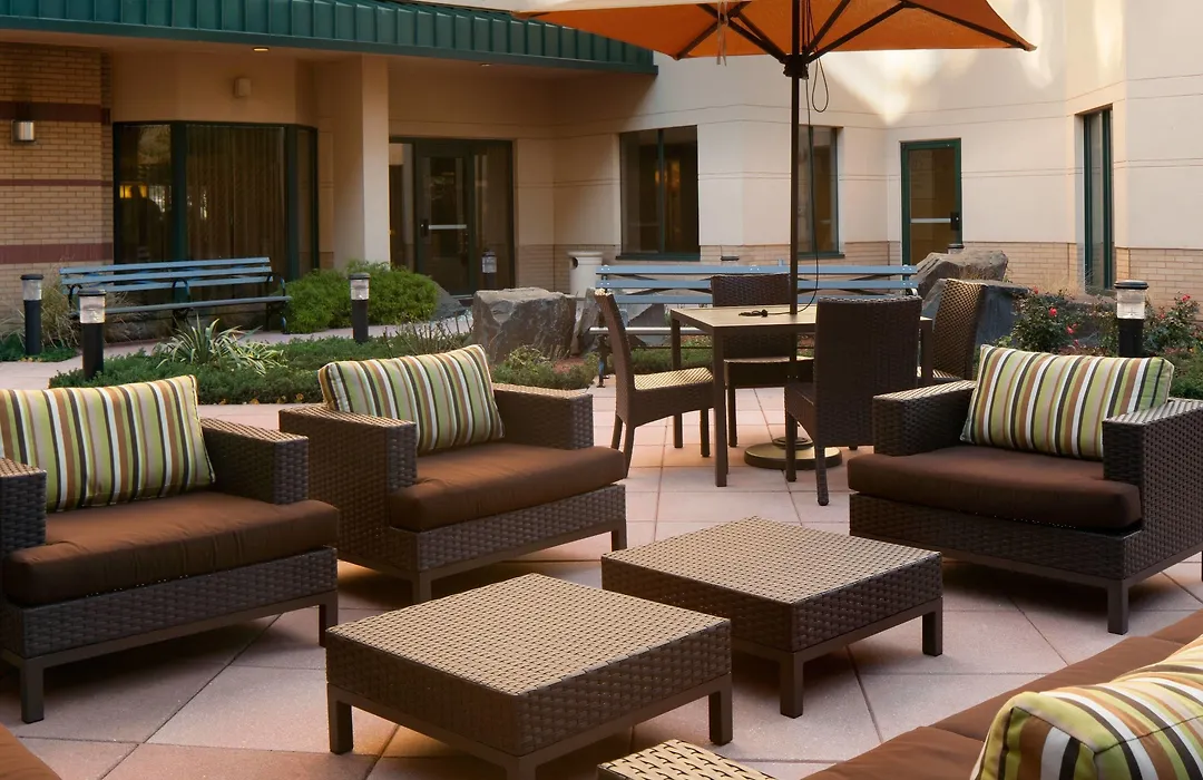 Courtyard By Marriott Jersey City Newport-1