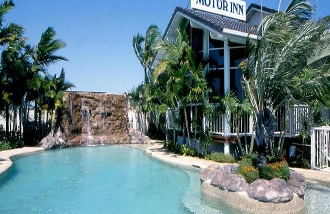 Runaway Bay Motor Inn-1