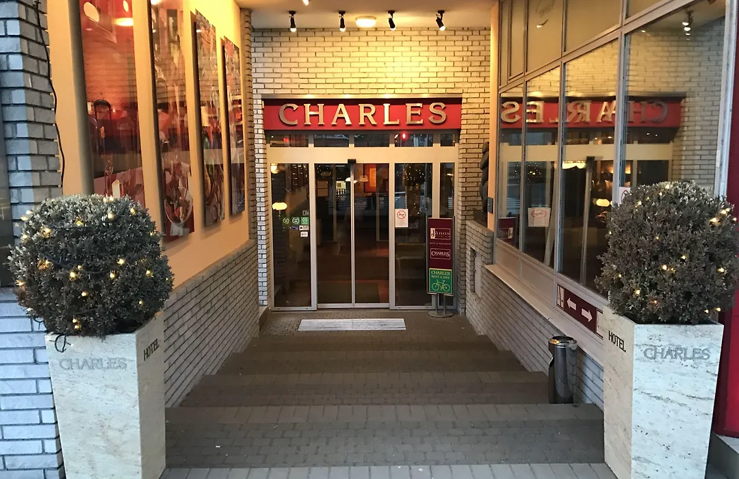 Hotel Charles-1