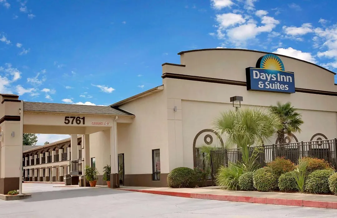 Days Inn & Suites By Wyndham Opelousas-1