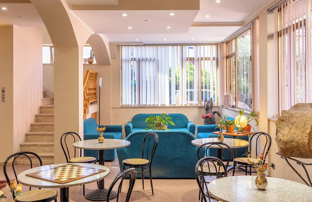 Hotel Trasimeno-1