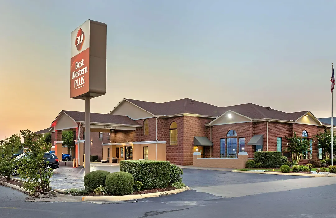 Best Western Plus Lonoke Hotel-1