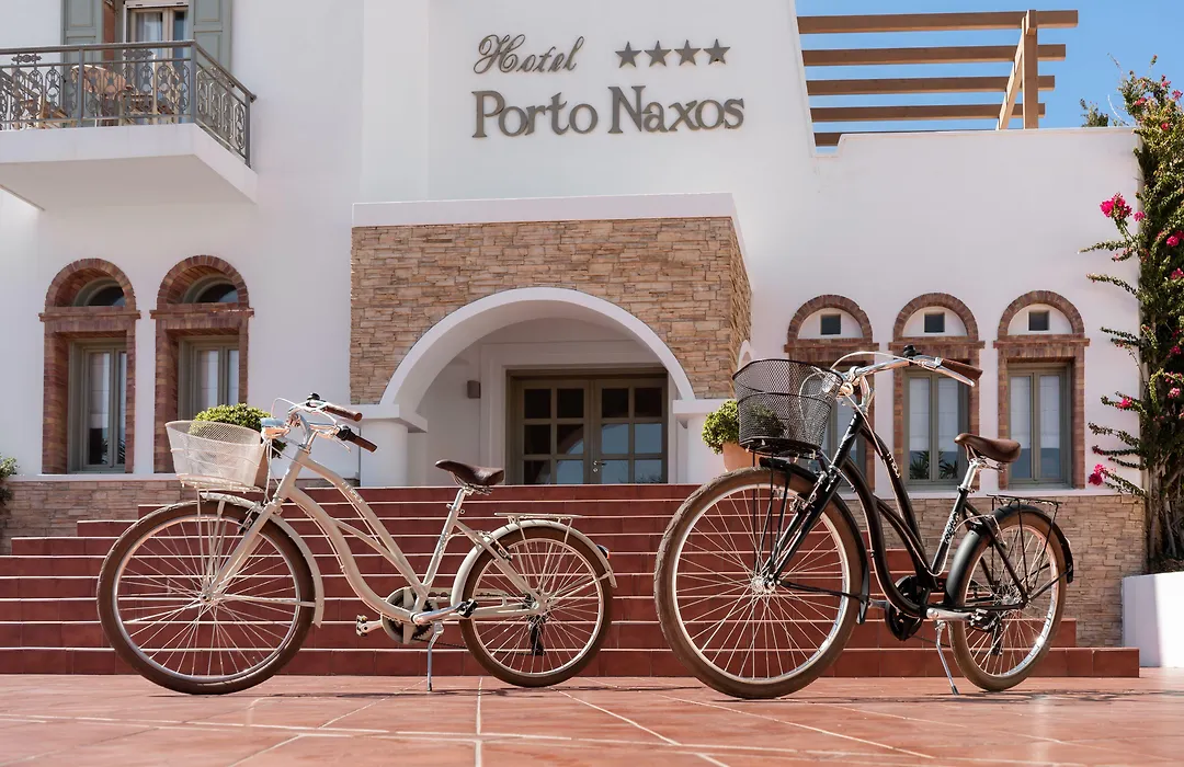 Porto Naxos-1