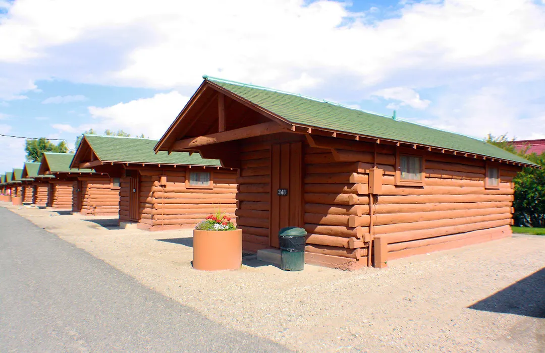 Buffalo Bill Cabin Village-1
