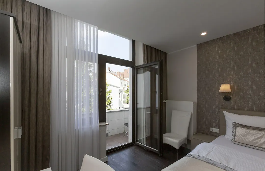 Hotel Prinz Anton-1