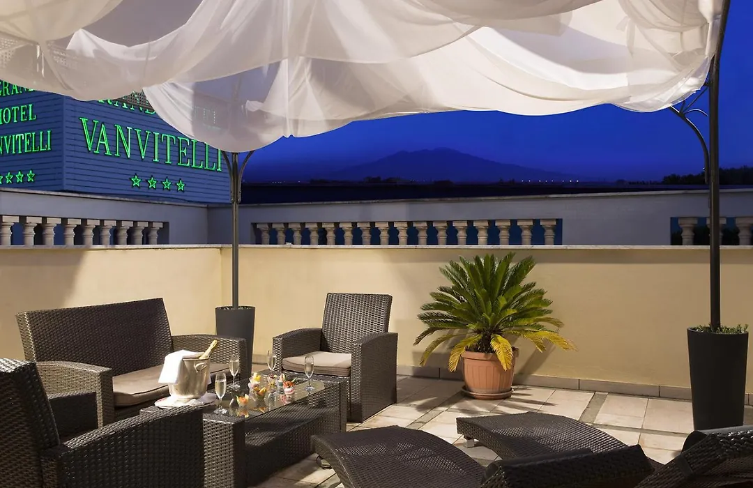 Grand Hotel Vanvitelli-1
