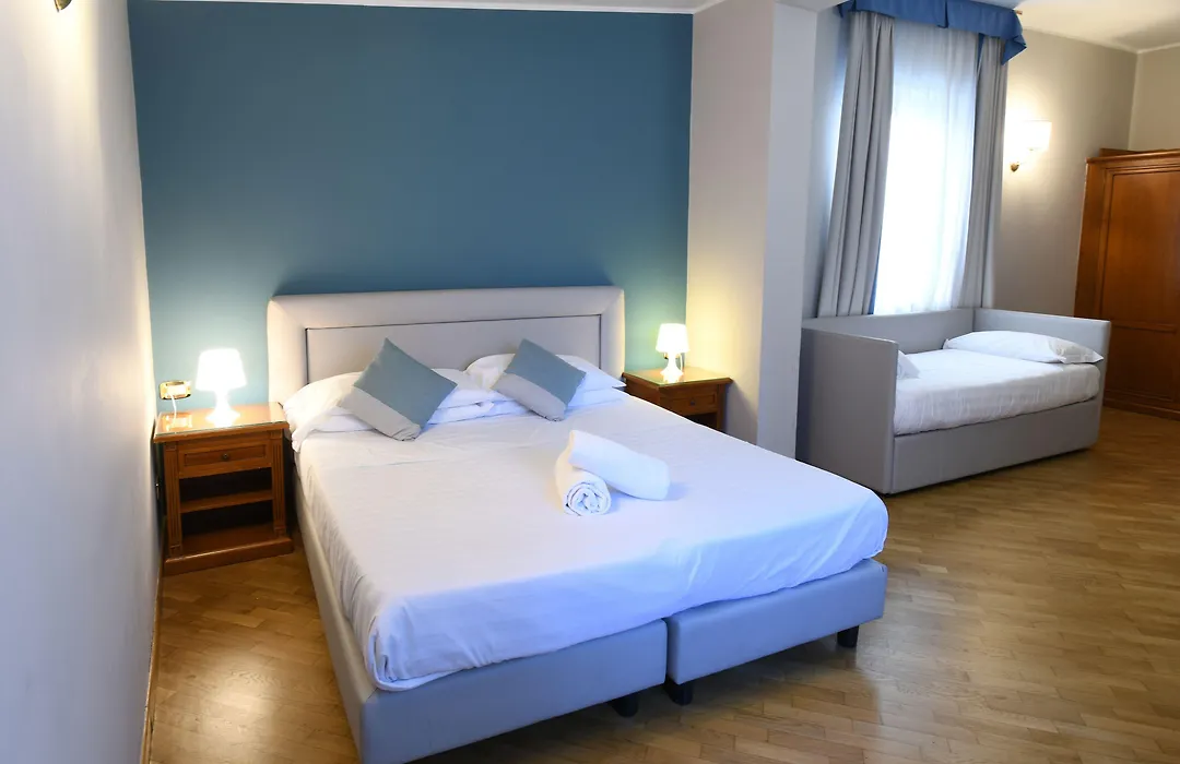 Hotel Cavour-1