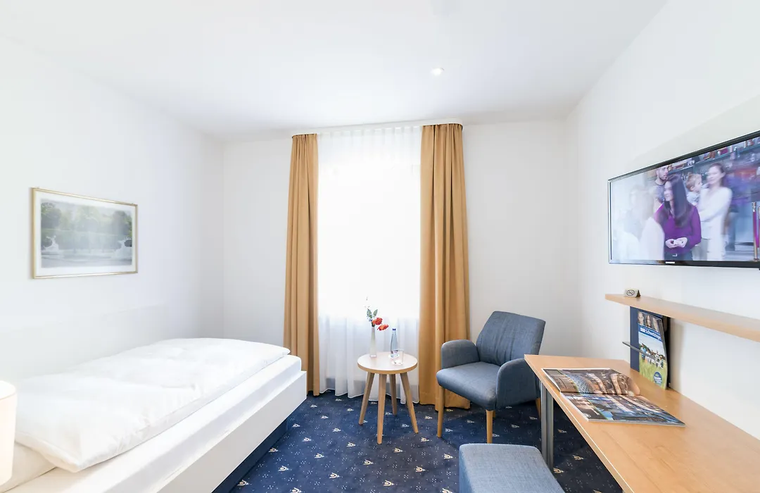 Hotel Adler Post-1