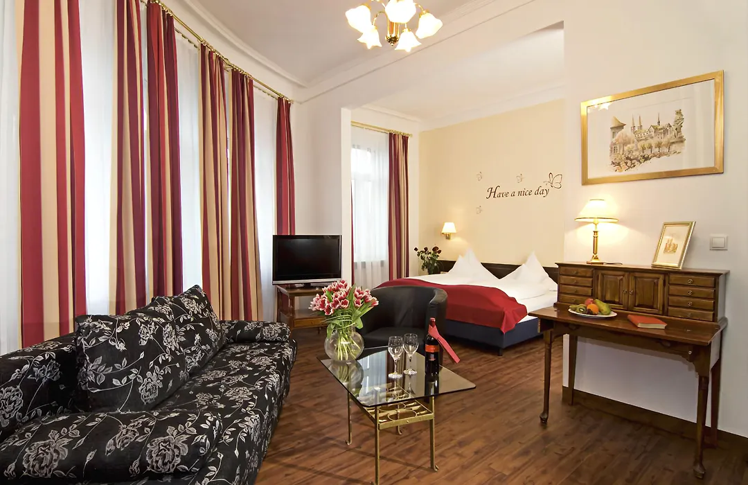 Hotel National-1