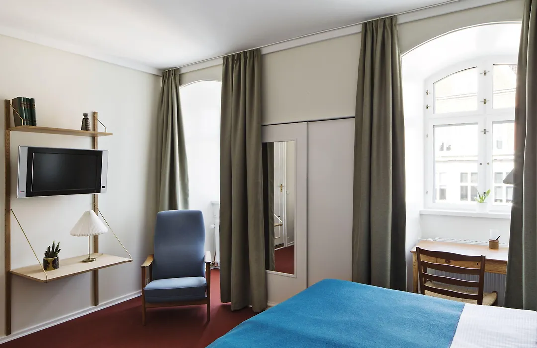 Hotel Alexandra-1