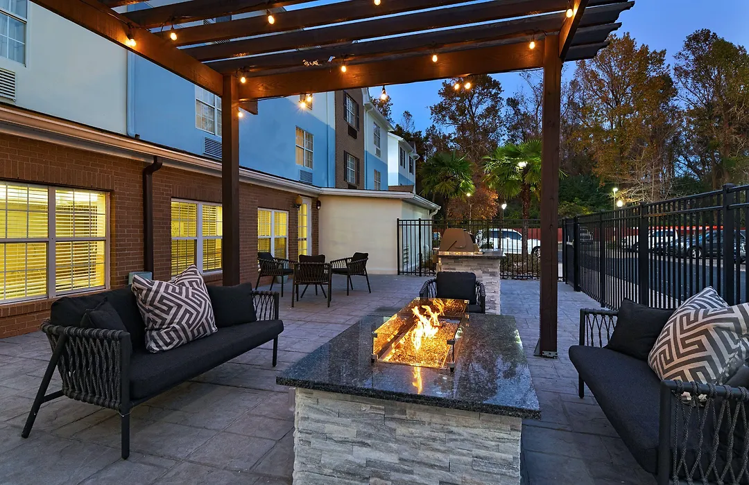 Towneplace Suites By Marriott Baton Rouge South-1
