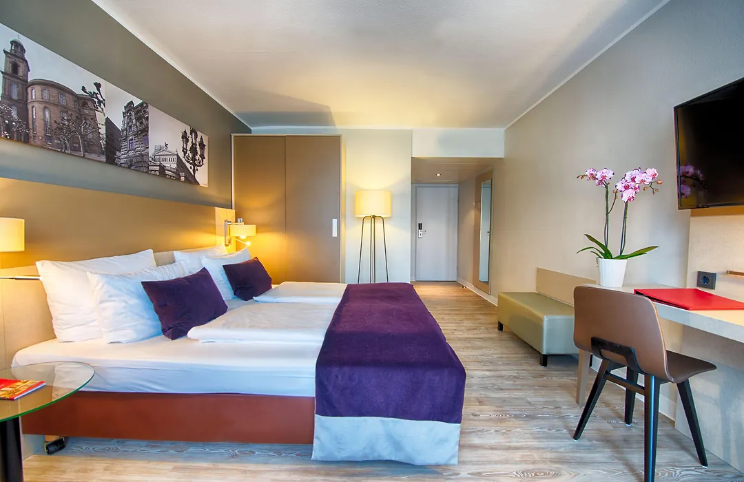 Leonardo Hotel Frankfurt City Center-1
