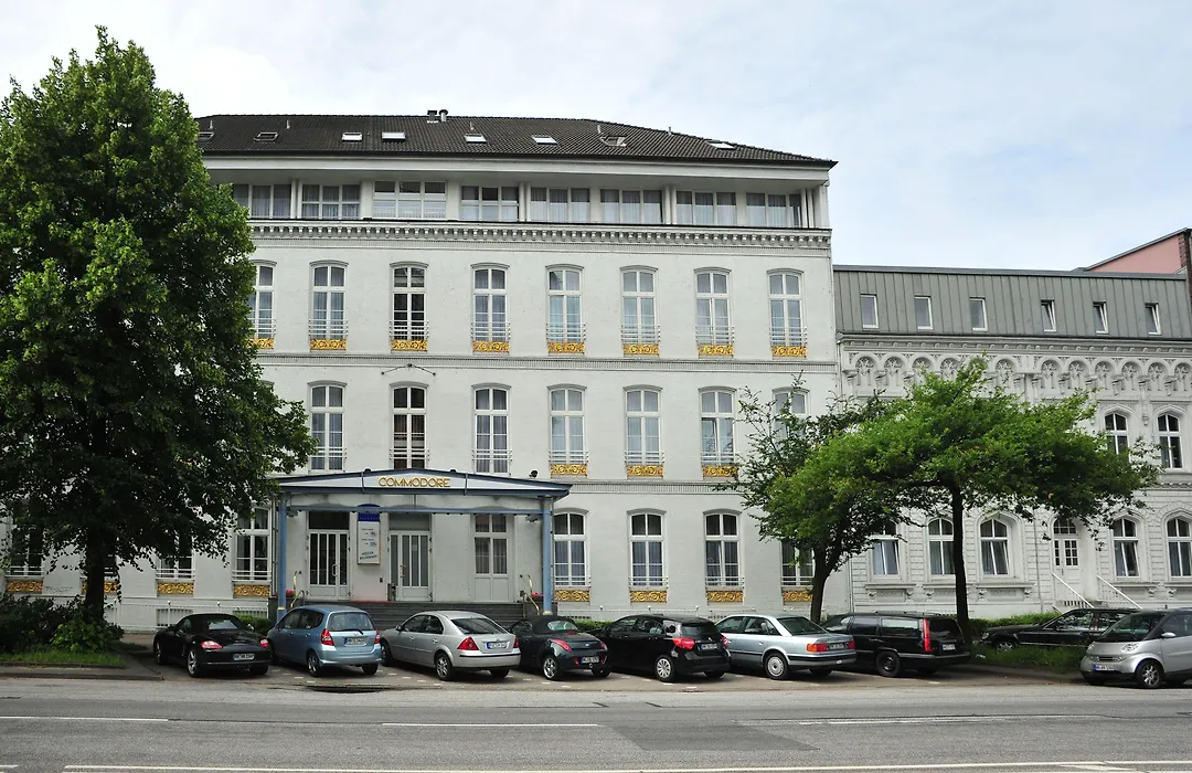 Hotel Commodore-1