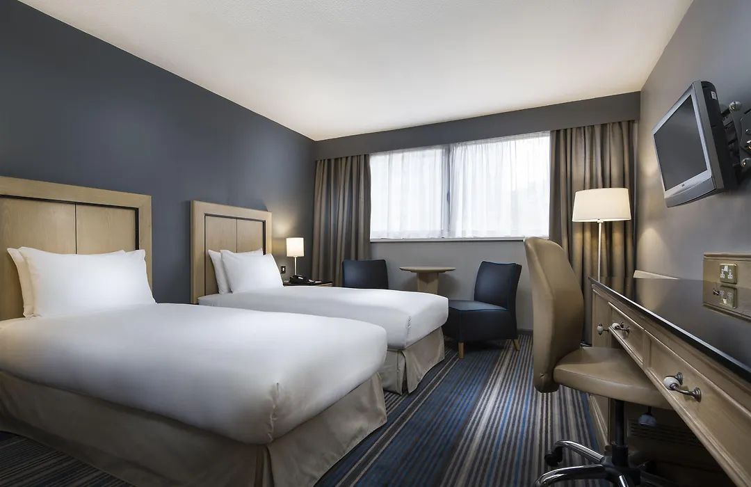 Park Inn By Radisson Cardiff City Centre-1