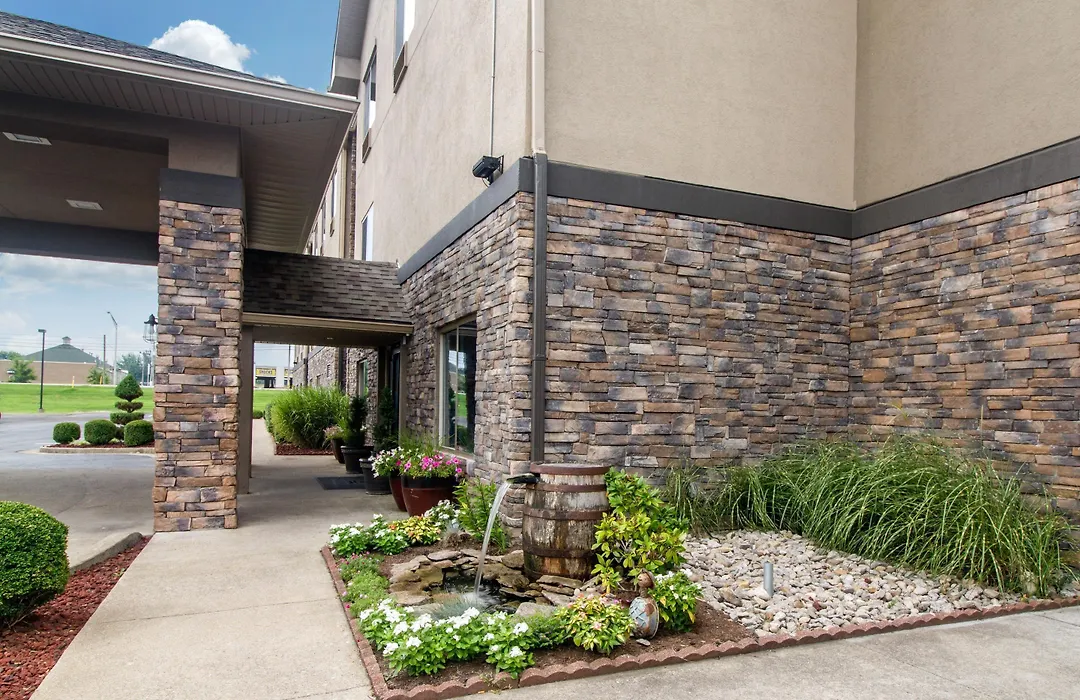 Comfort Suites Danville-1