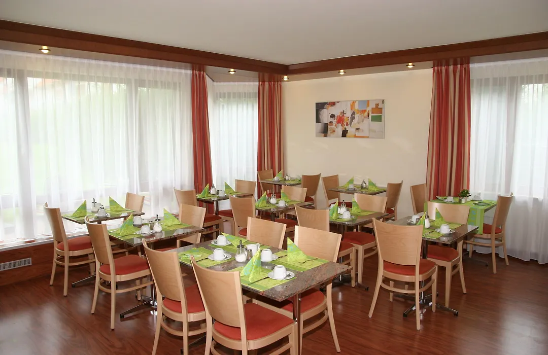 Hotel Flora Moehringen-1