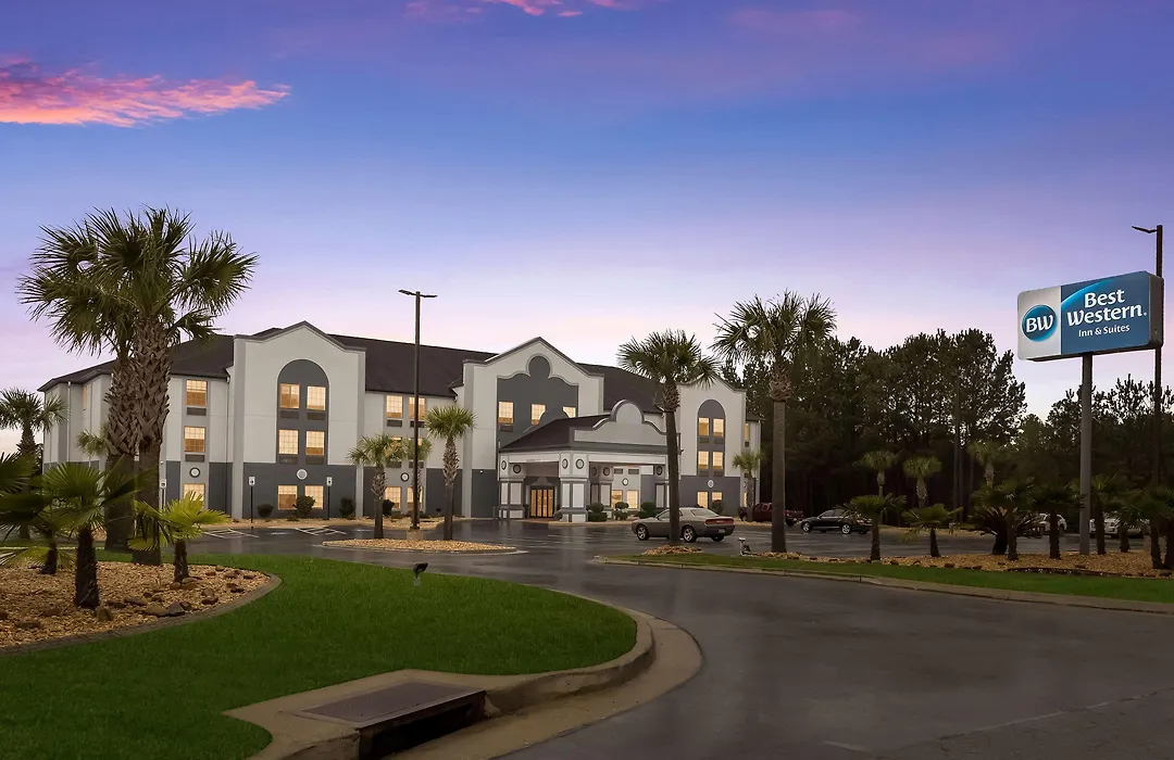 Best Western Bradbury Inn & Suites-1