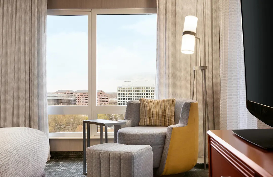 Courtyard By Marriott Tysons Mclean-1