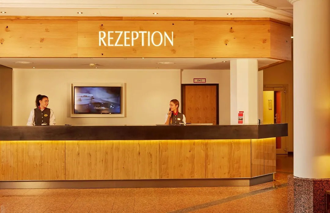 Sunday Hotel Hannover-1