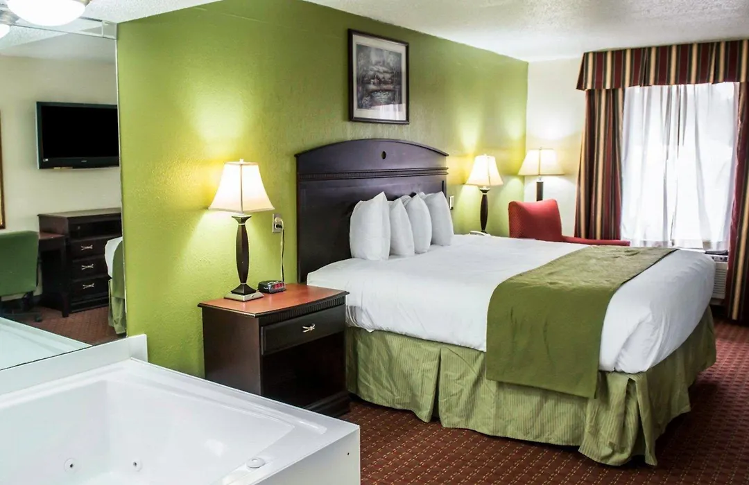 Quality Inn Chipley I-10 At Exit 120-1