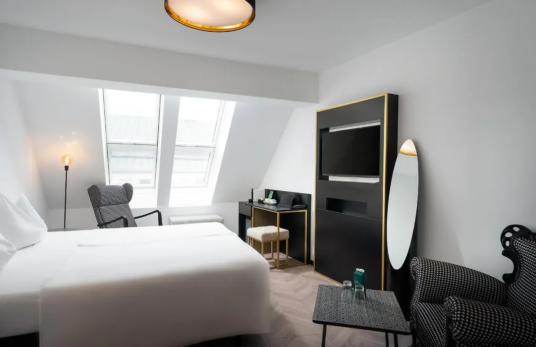 Elaya Hotel Vienna City Center, Trademark By Wyndham-1