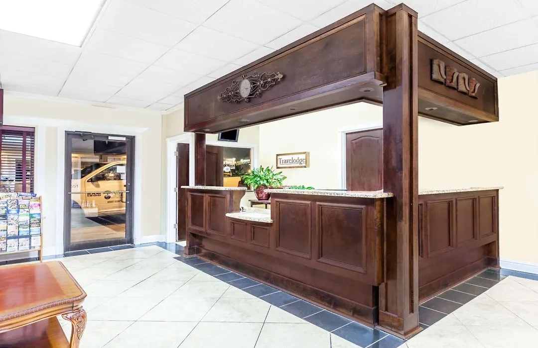 Travelodge By Wyndham Shreveport La-1