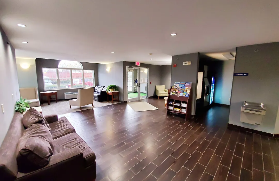 Americas Best Value Inn Racine-1