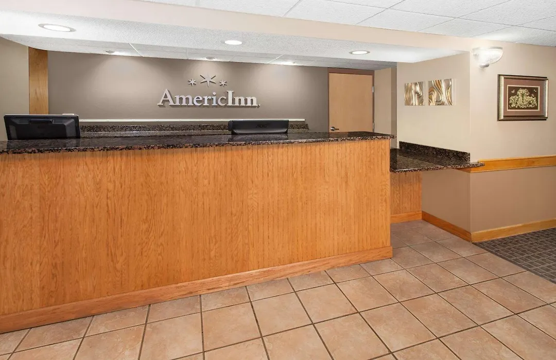 Americinn By Wyndham Iowa Falls-1