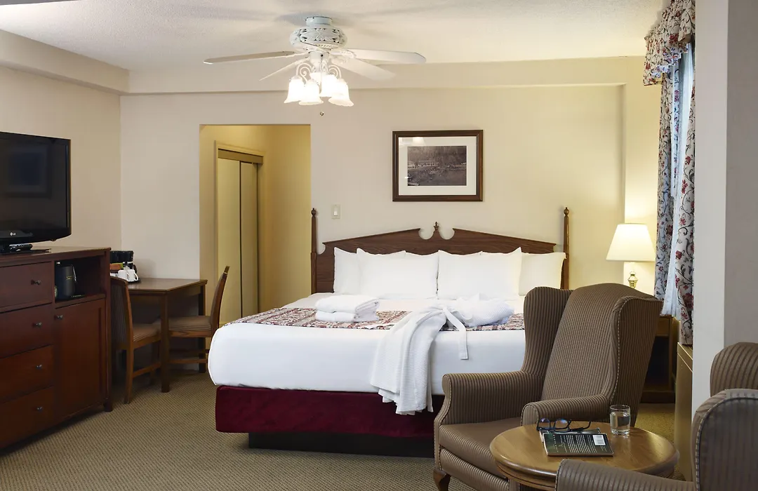 Harrison Hot Springs Resort & Spa-1