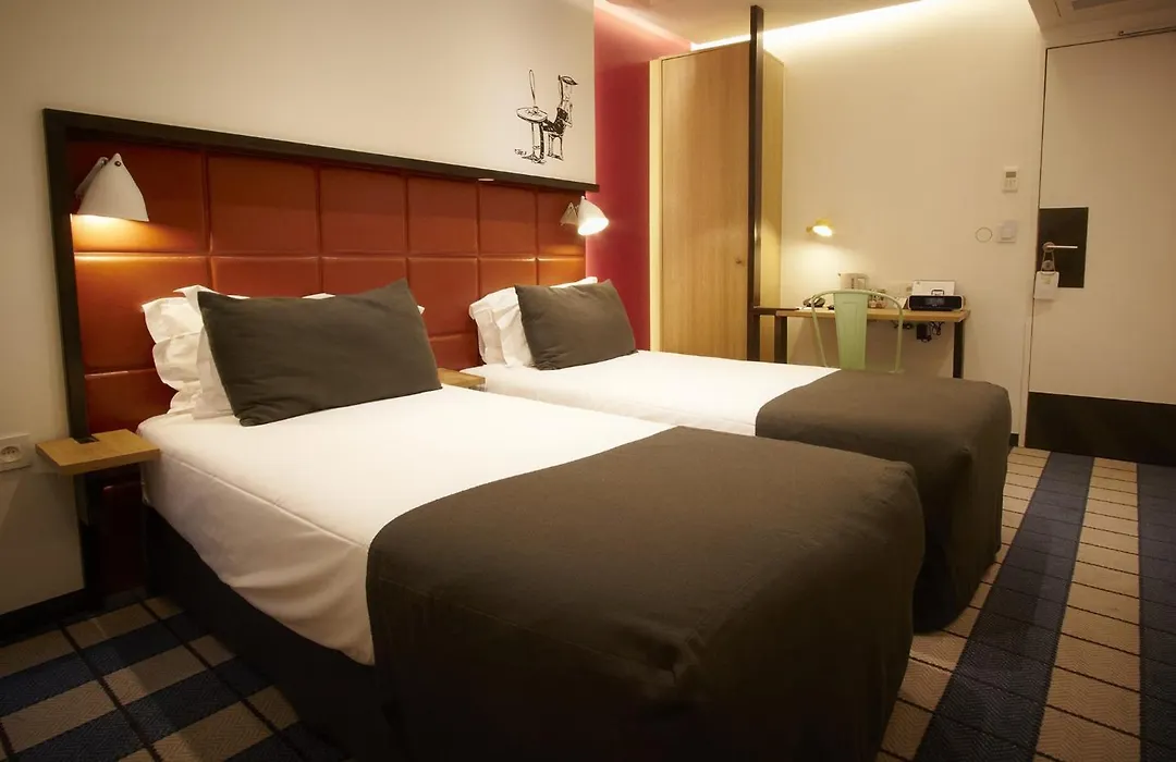 Hotel Aulivia Opera-1