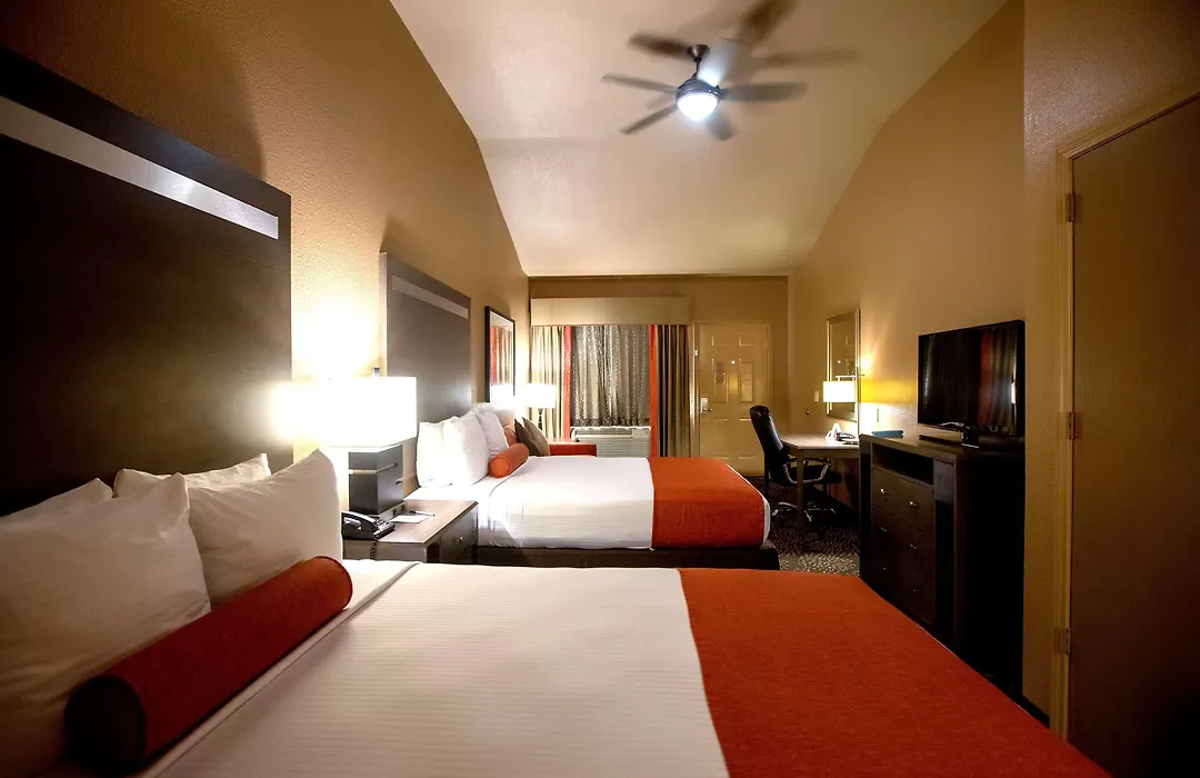 Best Western Executive Inn El Campo-1