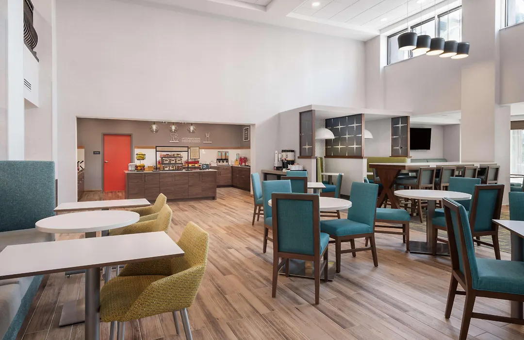 Hampton Inn & Suites Fort Myers Beach/Sanibel Gateway-1