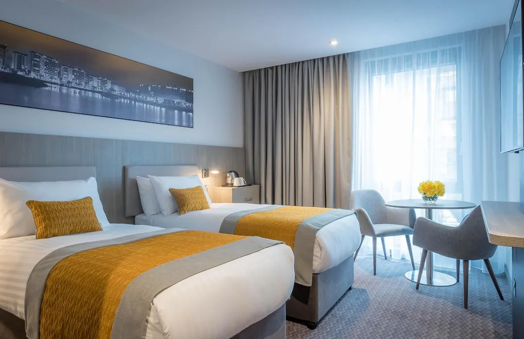 Maldron Hotel Belfast International Airport-1