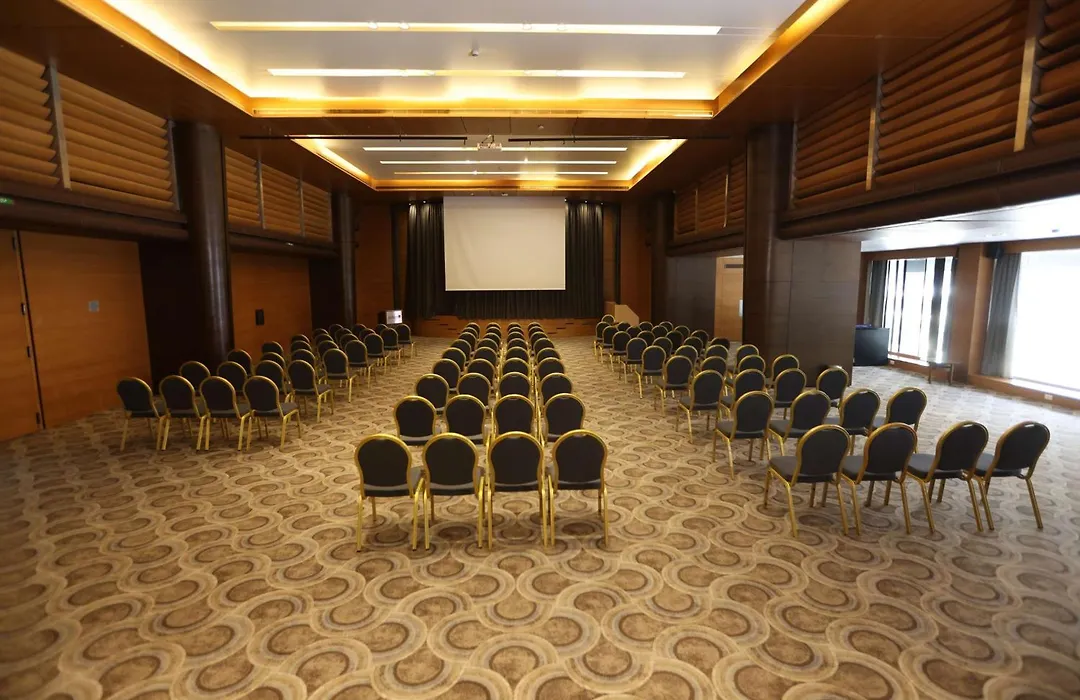 Radisson Blu Hotel, Beirut Verdun-1