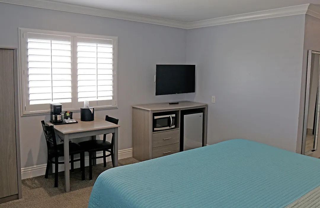 Surf City Inn-1