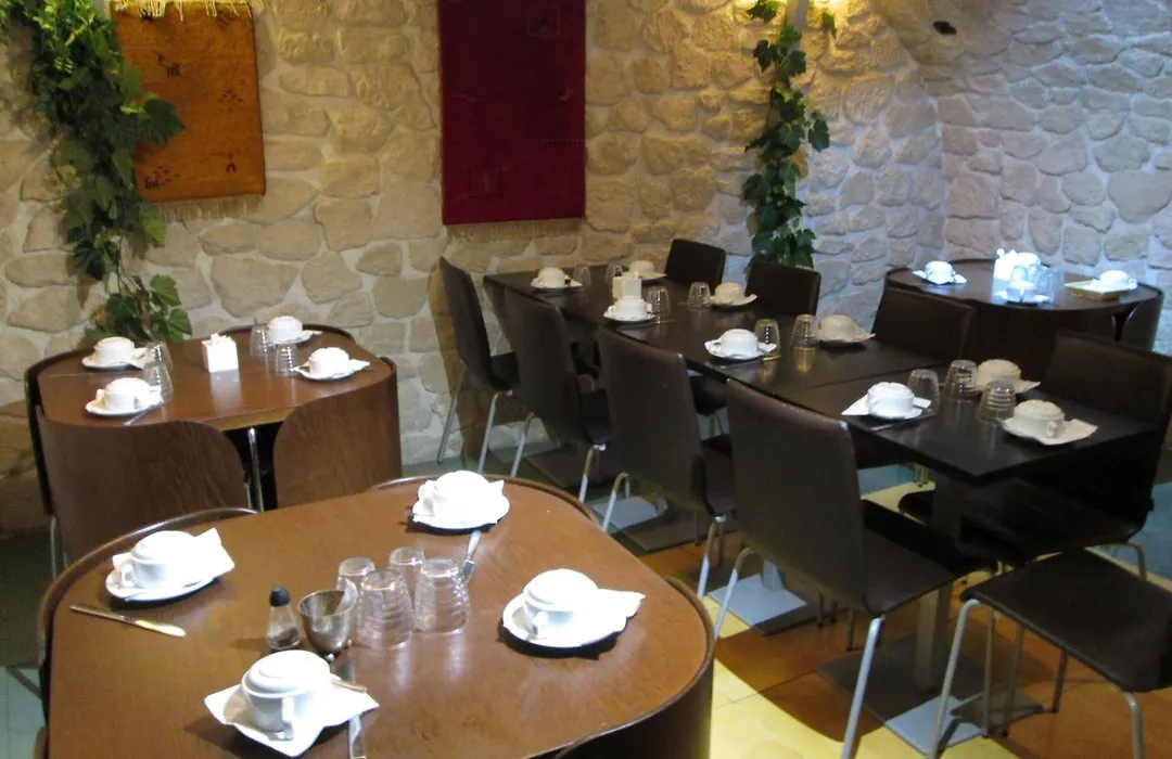 Hotel Hauteville Opera-1