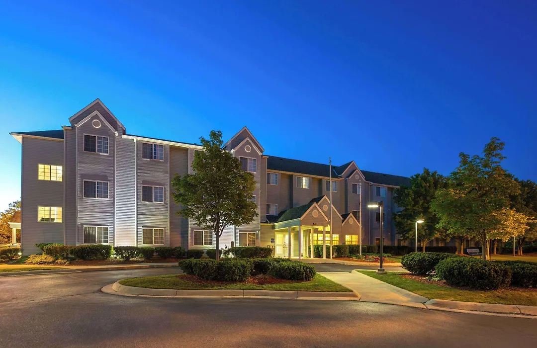 Microtel Inn & Suites By Wyndham Ann Arbor-1