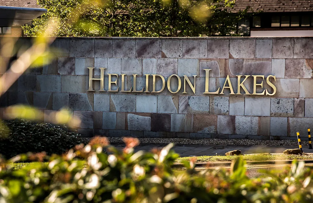 Hellidon Lakes Hotel-1