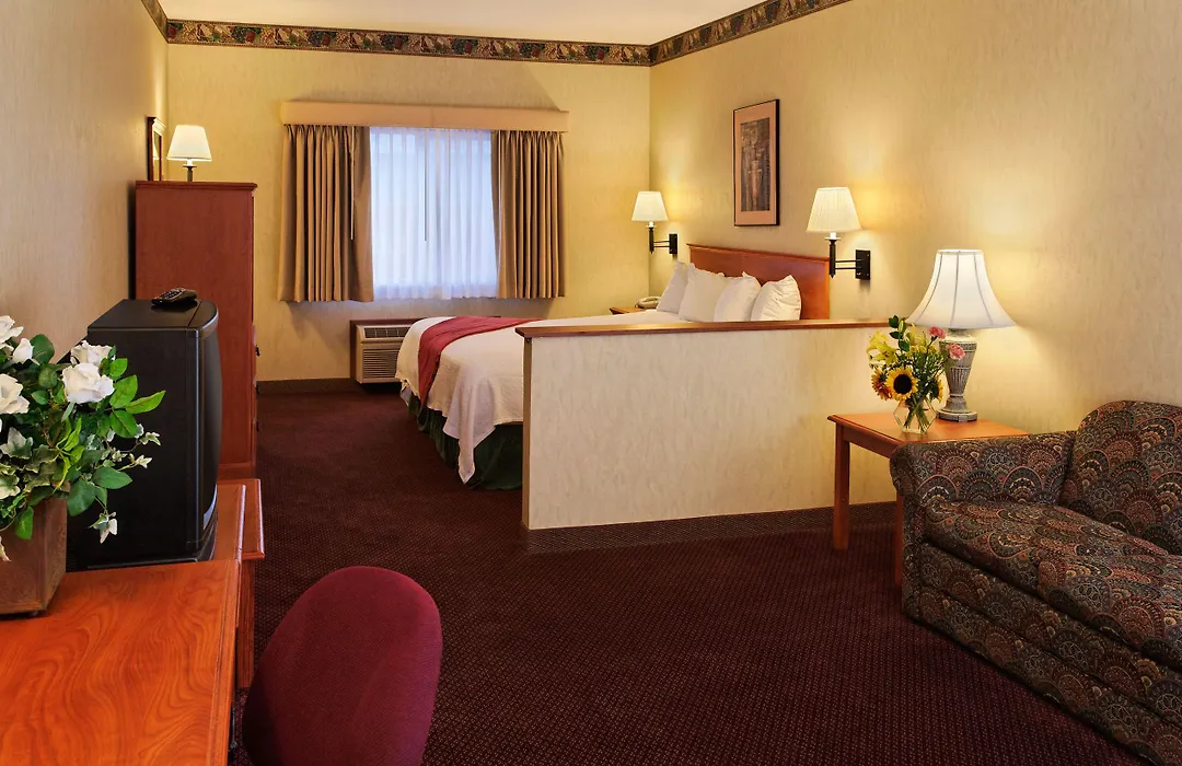 The Ashley Inn Of Tillamook-1