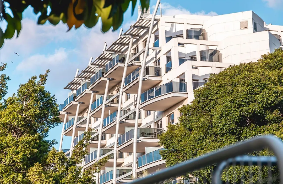 Kfar Maccabiah Business & Sport Hotel-1