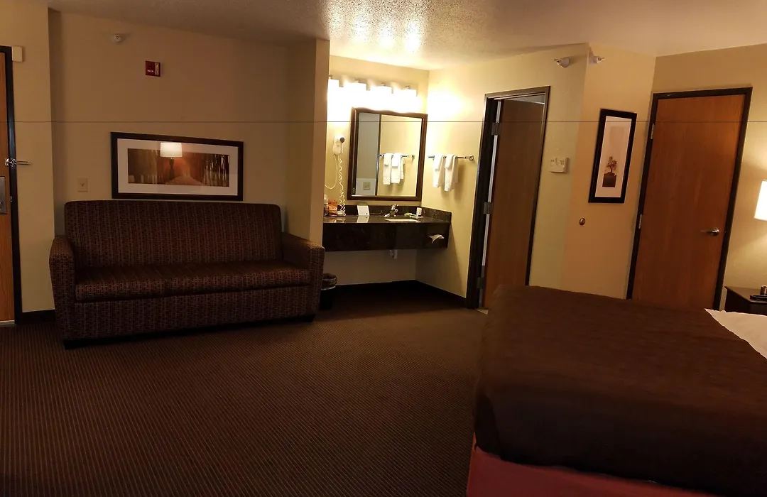Americinn By Wyndham Menomonie-1