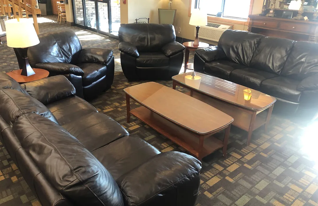 Cobblestone Hotel & Suites - Wisconsin Rapids-1