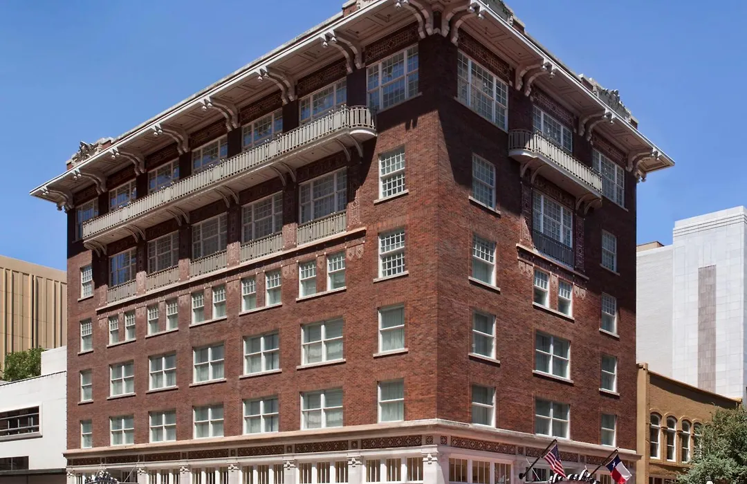 The Ashton Hotel-1