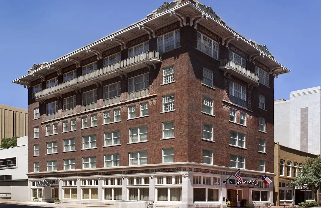 The Ashton Hotel-1