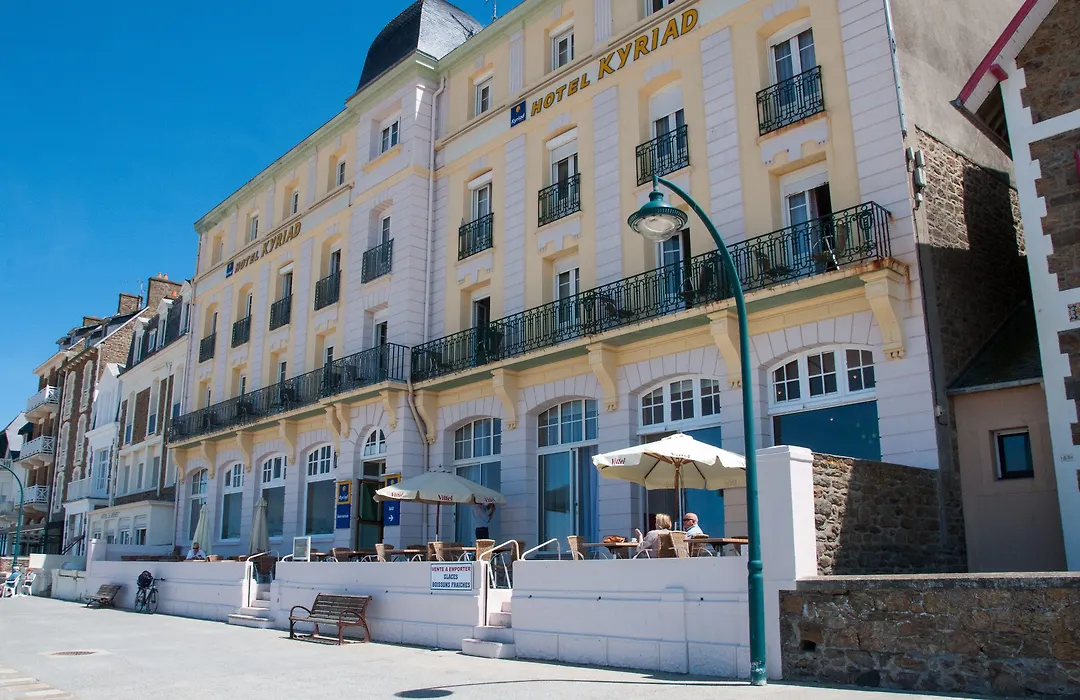 Hotel Kyriad Saint Malo Centre Plage-1