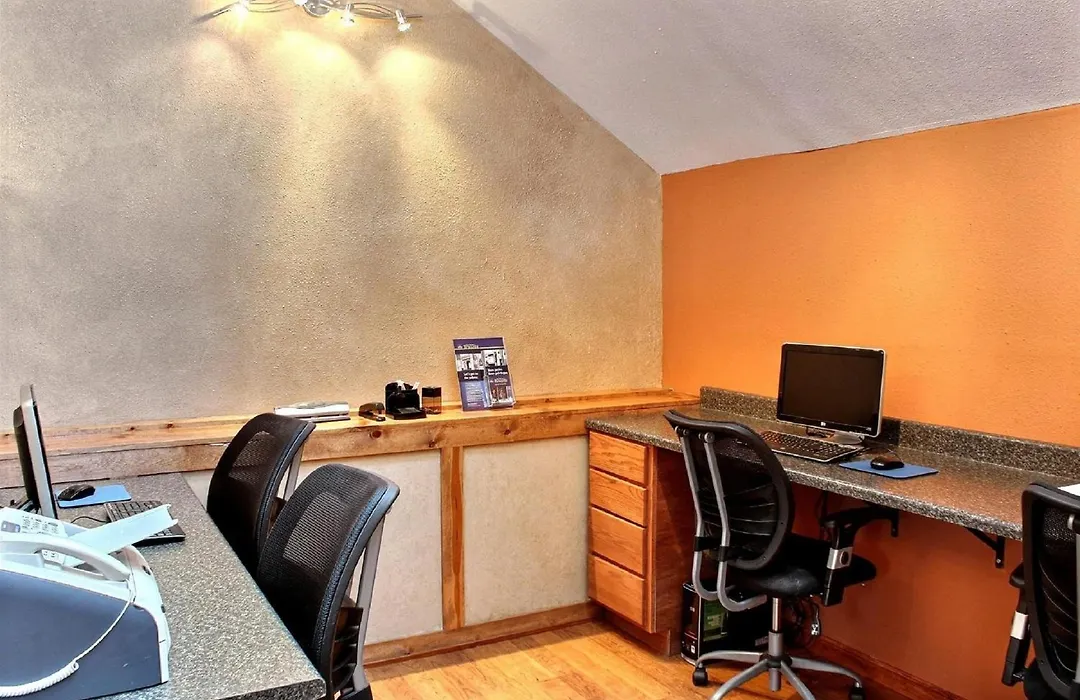 Comfort Inn & Suites Morton - Peoria-1